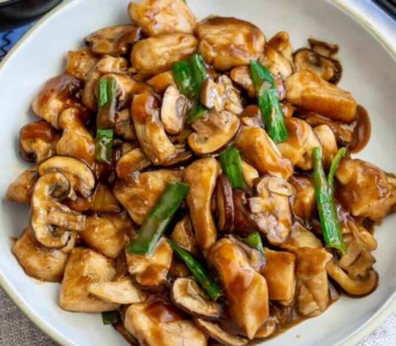 Chicken with Fresh Mushroom (L)